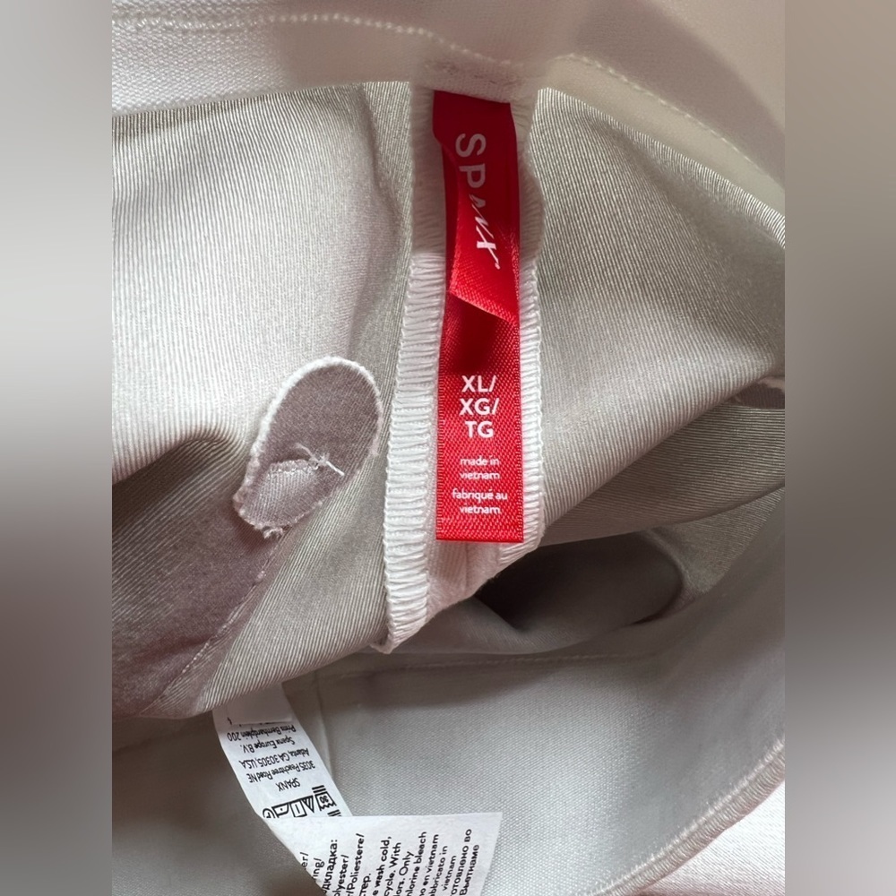 Spanx On-the-go White Ankle Slim Straight Pants - Picture 9 of 13